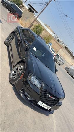 کرایسلەر 300